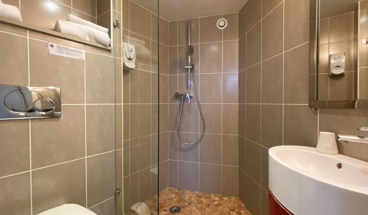 Charme Hotel, Montbeliard Sud Екстериор снимка