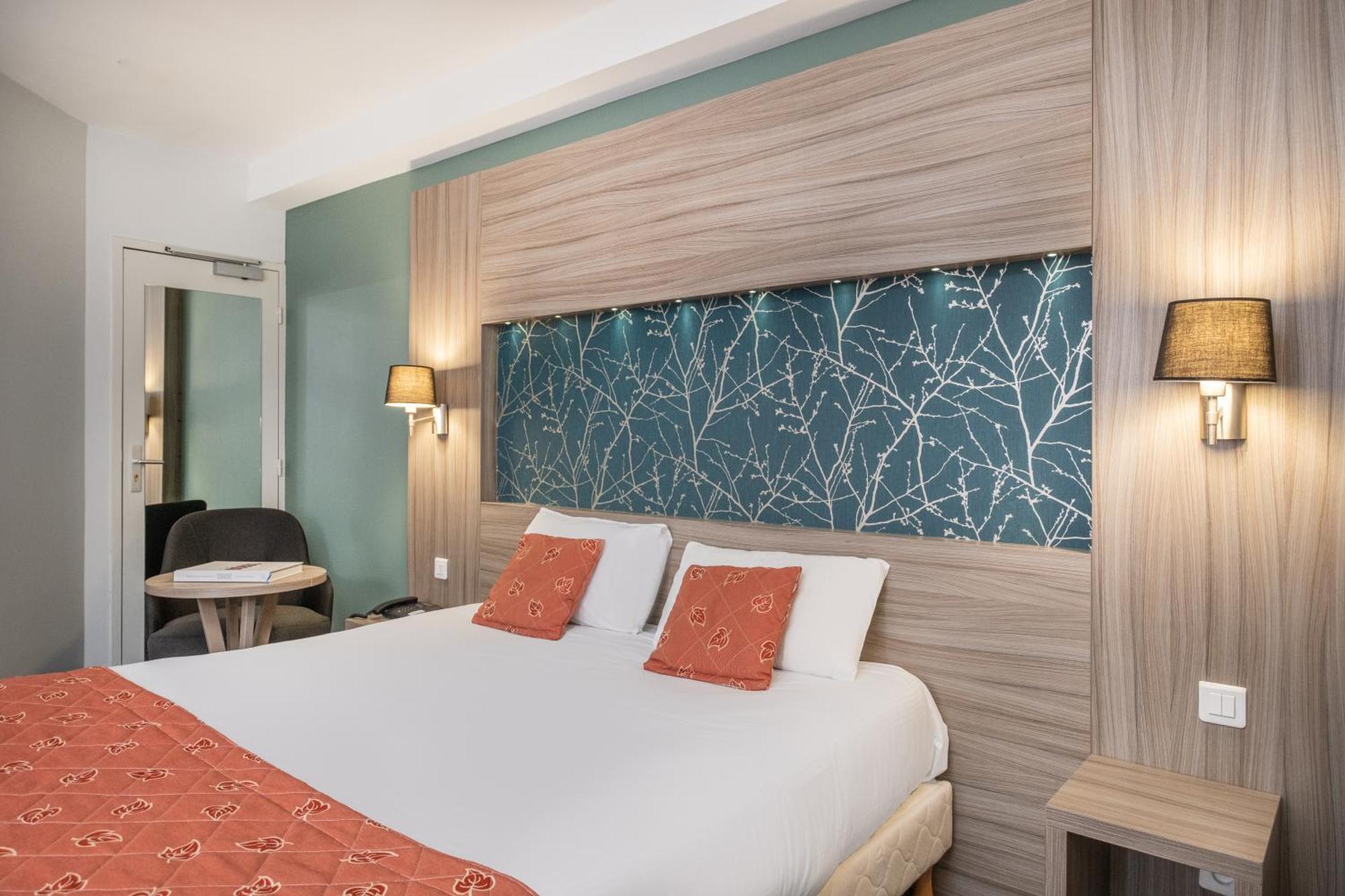 Charme Hotel, Montbeliard Sud Екстериор снимка