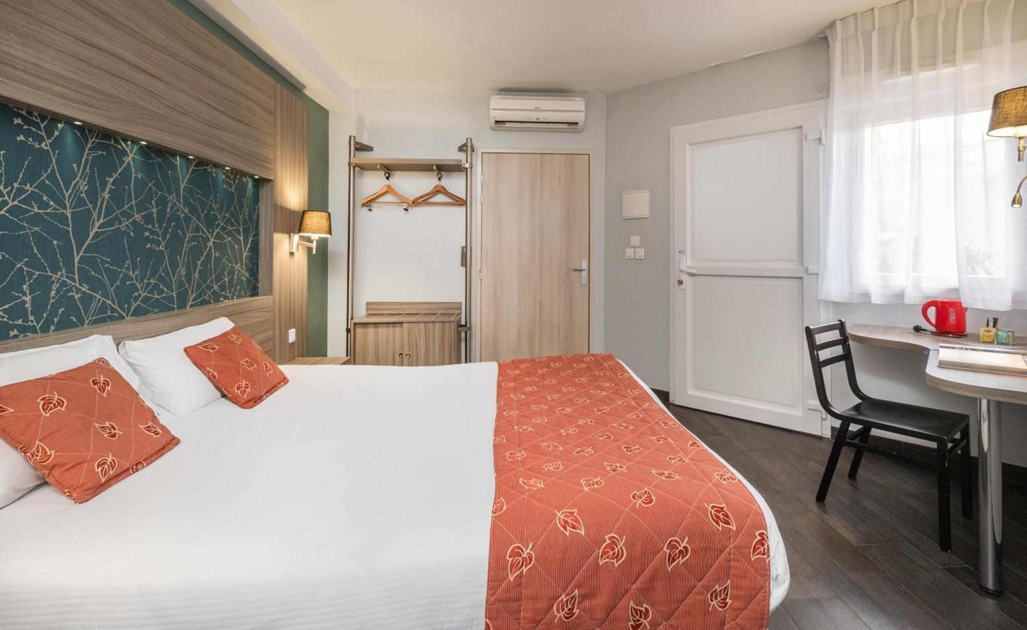 Charme Hotel, Montbeliard Sud Екстериор снимка