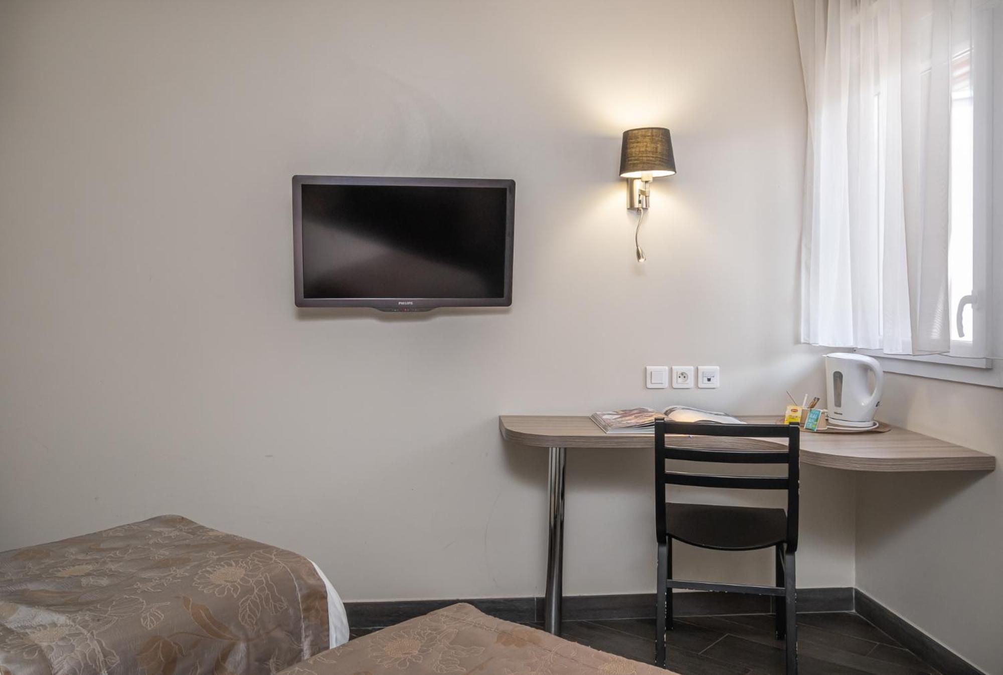 Charme Hotel, Montbeliard Sud Екстериор снимка