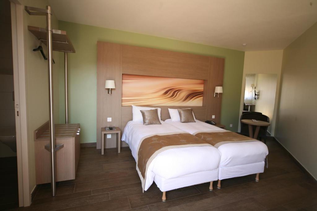 Charme Hotel, Montbeliard Sud Екстериор снимка